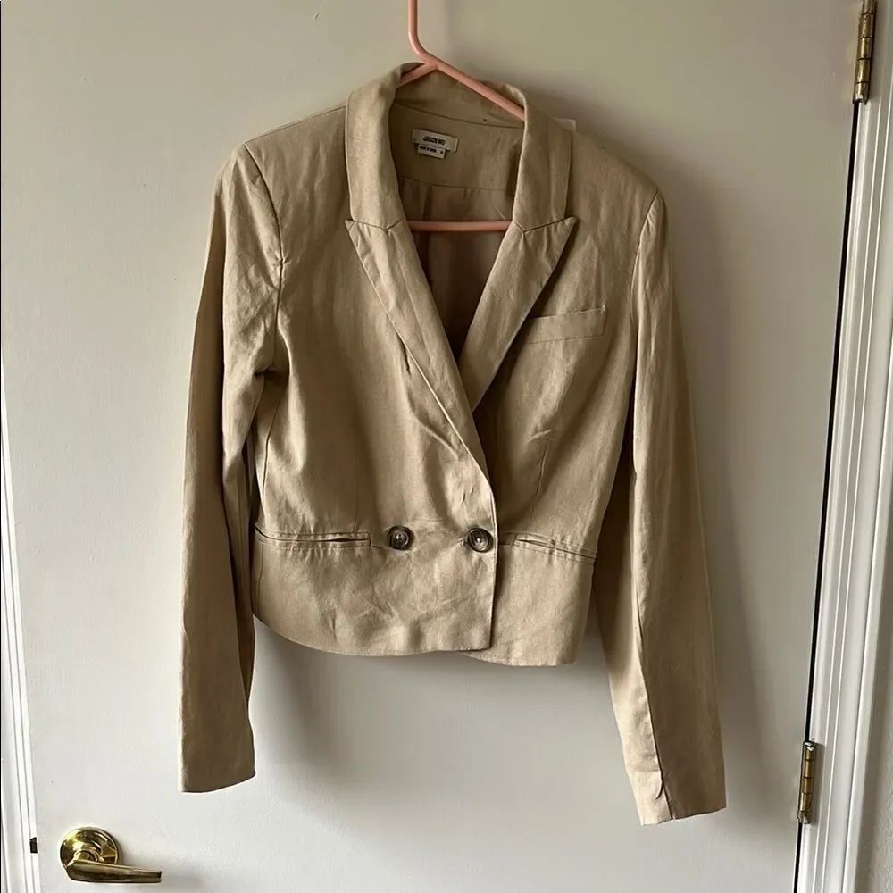 Jason Wu Tan Cropped Blazer with Notched Lapels size M Gently used